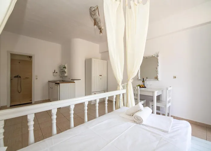 Karpathios Studios Pefkos